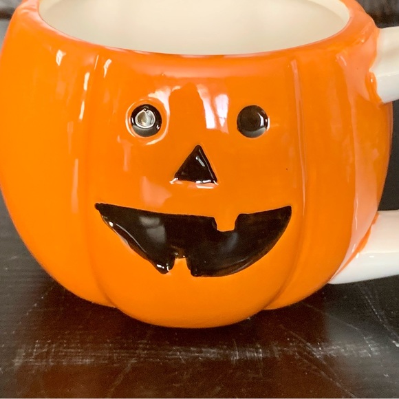 Jack O’Lantern with Ghost Witch Handle Ceramic Halloween Mug - Picture 3 of 8